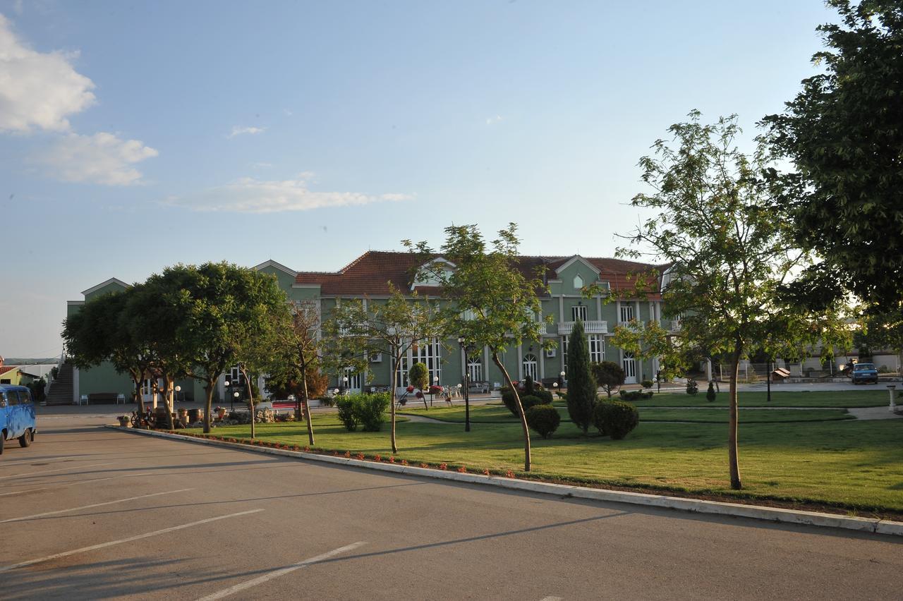 Hotel Zeleni Vir Nis Exterior photo
